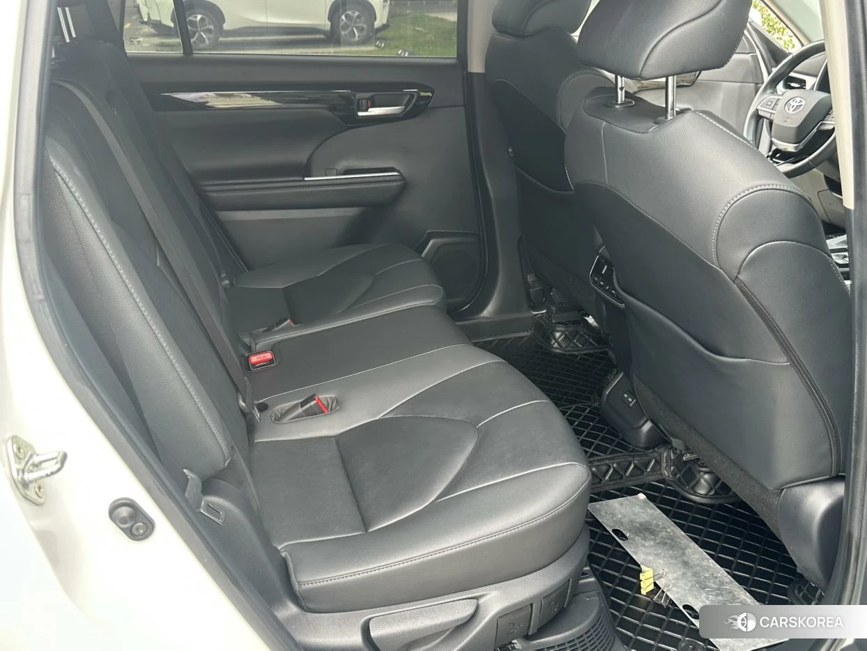 Toyota Highlander 2021 Белый из Китая, фото 5