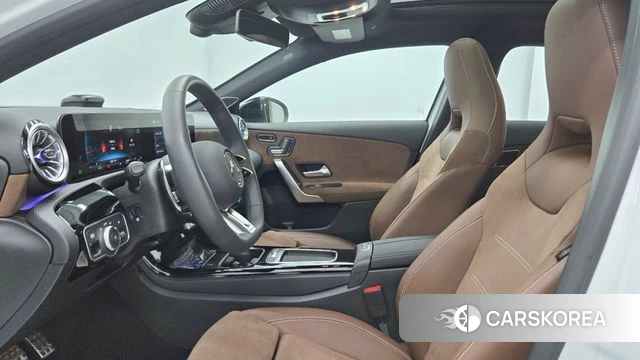 Mercedes-Benz A-Class W177 2025 Белый из Кореи, фото 5