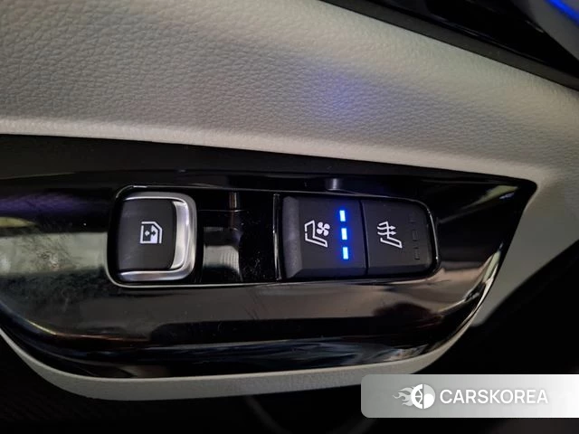 Kia Carnival 4th generation 2023 Черный из Кореи, фото 5