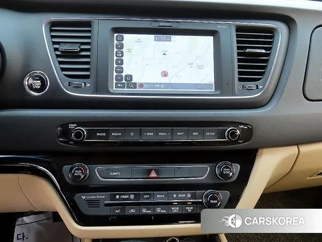 Kia The New Carnival 2018 Белый из Кореи, фото 5