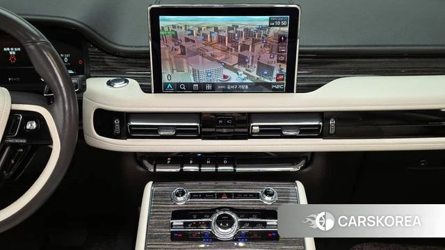 Lincoln Aviator 2nd generation 2022 Белый из Кореи, фото 5