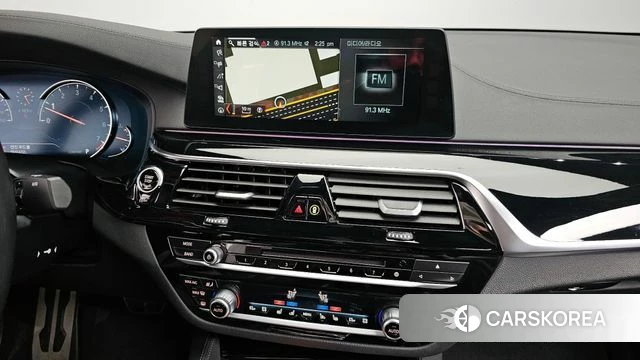 BMW 5 Series (G30) 2018 Серый из Кореи, фото 5