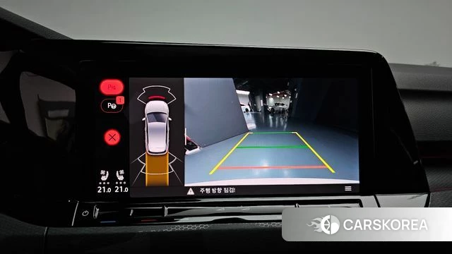 Volkswagen Golf 8th Generation 2024 Белый из Кореи, фото 5