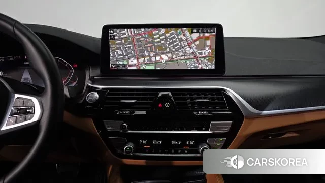 BMW 5 Series (G30) 2023 Черный из Кореи, фото 5