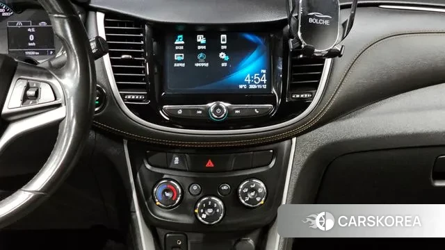 Chevrolet (GM Daewoo) The New Trax 2018 Серебристо-серый из Кореи, фото 5