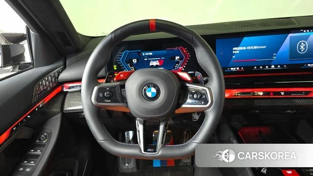 BMW M5 (G90) 2025 Белый из Кореи, фото 5