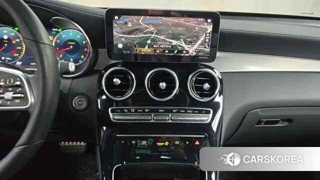 Mercedes-Benz GLC-Class X253 2021 Белый из Кореи, фото 5