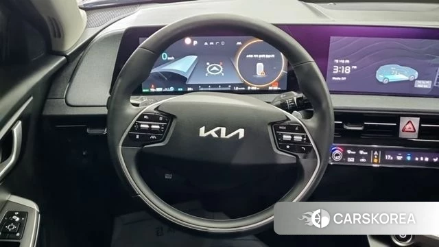 Kia EV6 2023 Серый из Кореи, фото 5