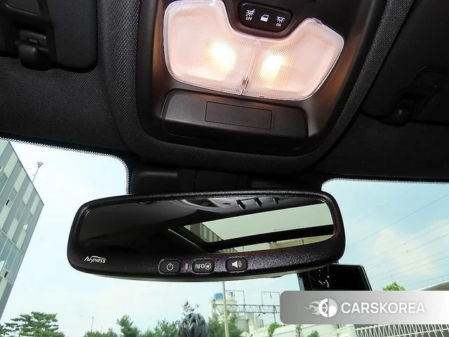 Chevrolet (GM Daewoo) Trailblazer 2021 Белый из Кореи, фото 5