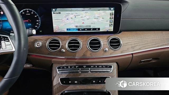 Mercedes-Benz E-Class W213 2023 Белый из Кореи, фото 5