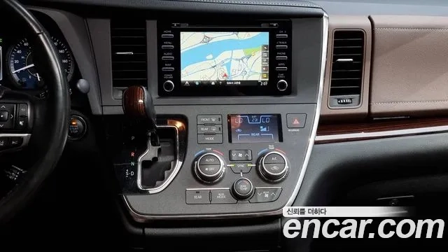 Toyota Sienna 2018 Серый из Кореи, фото 5