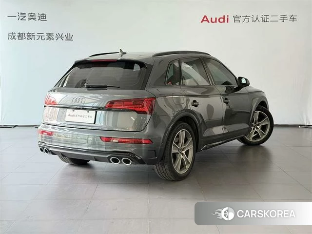 Audi SQ5 2022 Темно-серый из Китая, фото 5