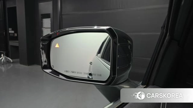 Ssangyong Torres 2022 Темно-зеленый из Кореи, фото 5