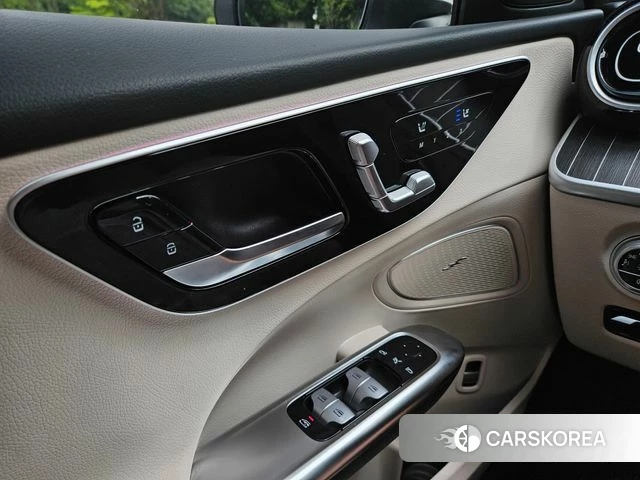 Mercedes-Benz C-Class W206 2024 Белый из Кореи, фото 5