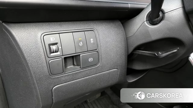 Hyundai Staria 2024 Серебряный из Кореи, фото 5