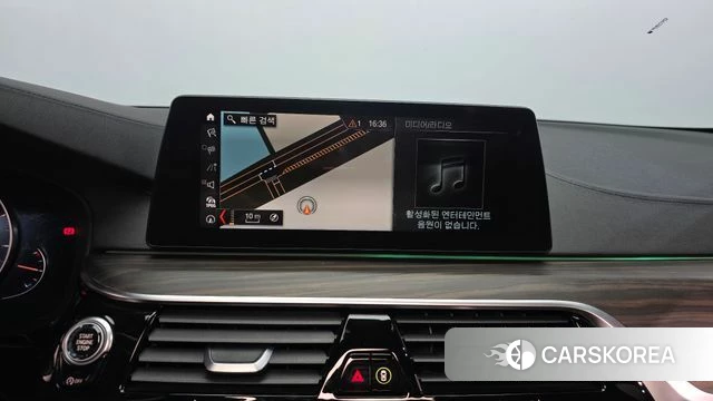 BMW 5 Series (G30) 2018 Синий из Кореи, фото 5