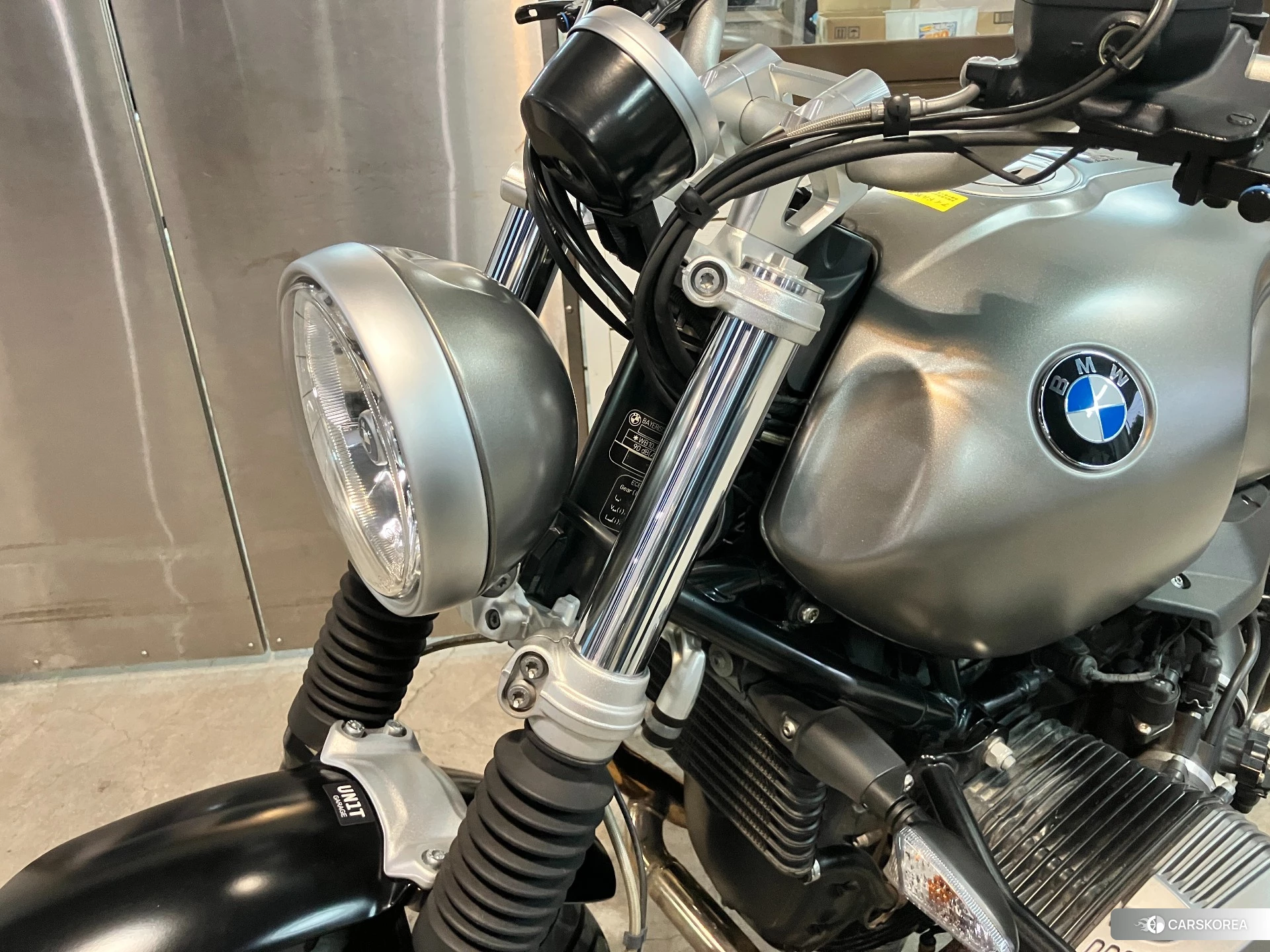 Проданный BMW R NINE T SCRAMBLER 2017 из Японии, фото 4