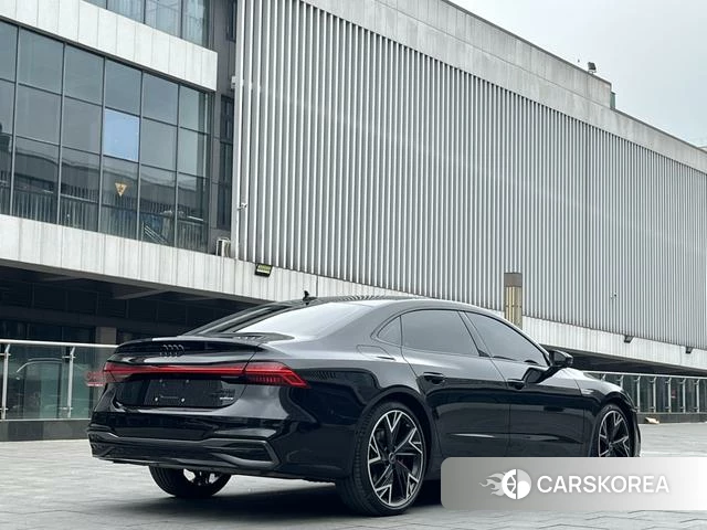 Audi A7L 2025 Черный из Китая, фото 5