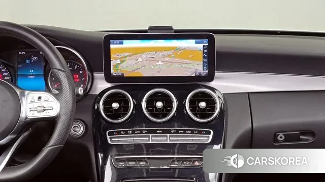 Mercedes-Benz C-Class W205 2019 Белый из Кореи, фото 5