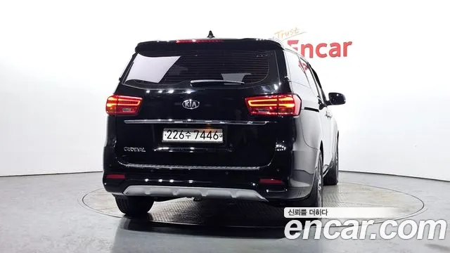 Kia The New Carnival id 2690095 из Кореи 5