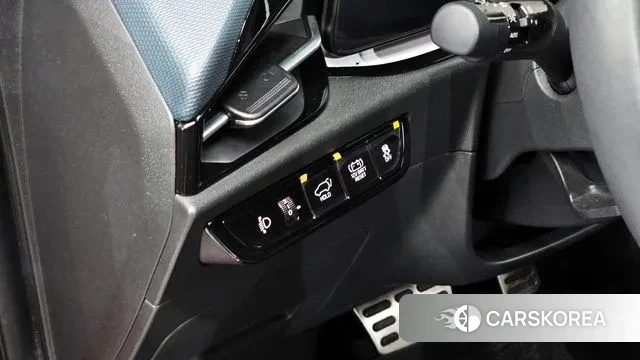 Kia Di Ol Nu Niro 2023 Красный из Кореи, фото 5