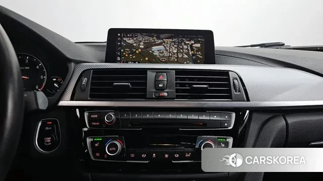 BMW 3 Series (G20) 2018 Белый из Кореи, фото 5