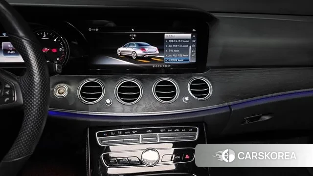 Mercedes-Benz E-Class W213 2018 Синий из Кореи, фото 5