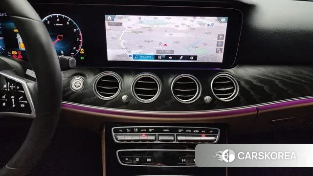 Mercedes-Benz E-Class W213 2023 Черный из Кореи, фото 5