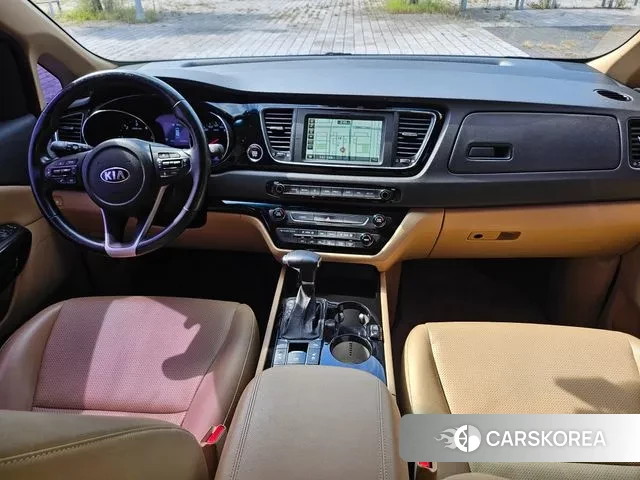 Kia The New Carnival 2018 Черный из Кореи, фото 5