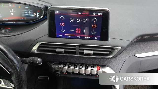 Peugeot 3008 second generation 2018 Серый из Кореи, фото 5
