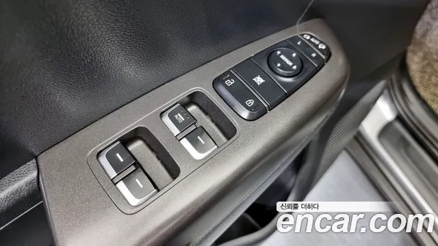 Kia Sportage The Bold 2021 Серый из Кореи, фото 5