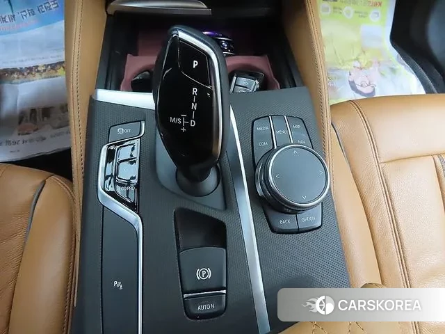 BMW 5 Series (G30) 2018 Синий из Кореи, фото 5