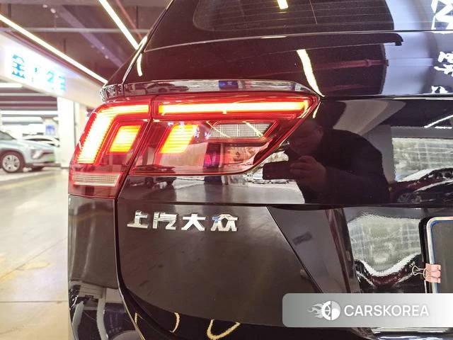 Volkswagen Tiguan L 2020 Черный из Китая, фото 5