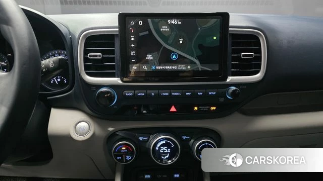 Hyundai Venue 2022 Белый из Кореи, фото 5