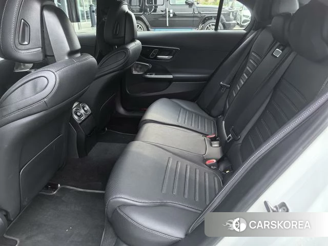 Mercedes-Benz Class C 2024 Белый из Китая, фото 5