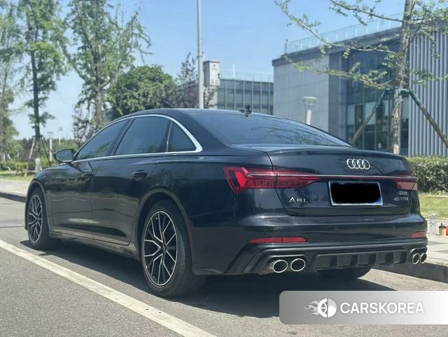 Audi A6L 2021 Черный из Китая, фото 5