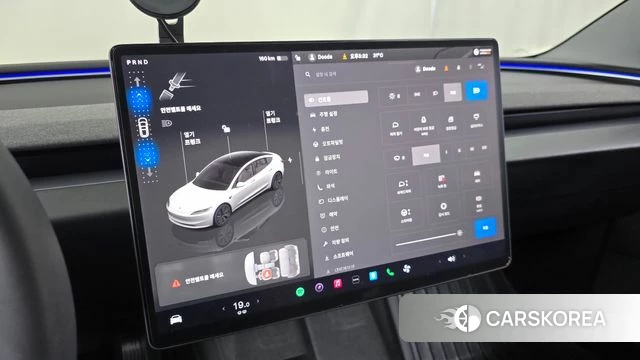 Tesla Model 3 2024 Белый из Кореи, фото 5