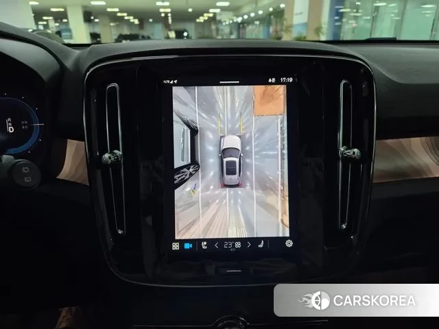 Volvo XC40 Richards 2024 Белый из Кореи, фото 5