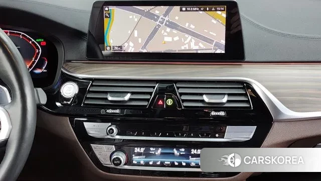 BMW 5 Series (G30) 2020 Серебряный из Кореи, фото 5