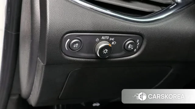 Chevrolet (GM Daewoo) The New Malibu 2021 Белый из Кореи, фото 5