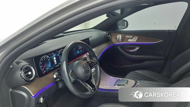 Mercedes-Benz E-Class W213 2022 Серебряный из Кореи, фото 5