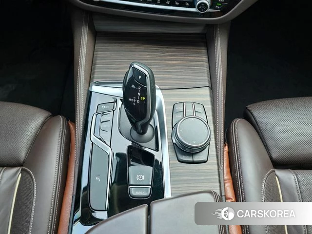 BMW 5 Series (G30) 2019 Серый из Кореи, фото 5
