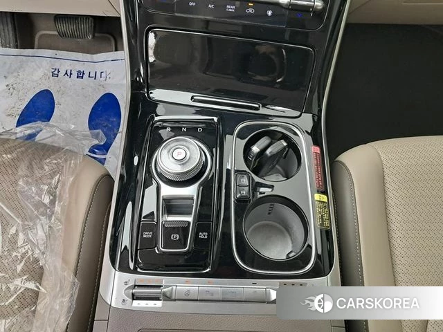 Kia Carnival 4th generation 2023 Белый из Кореи, фото 5