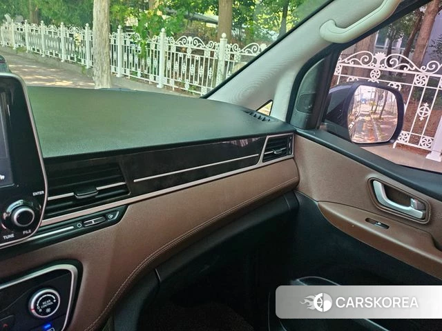 Hyundai The New Grand Starex 2018 Коричневый двухцветный из Кореи, фото 5