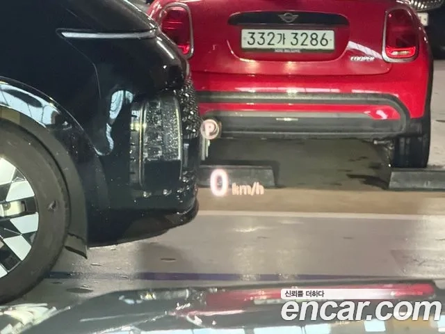 Land Rover Discovery 5 2018 Белый из Кореи, фото 5