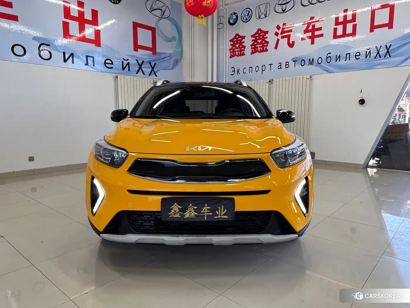 Kia KX1 2022 Yellow/orange из Китая, фото 5