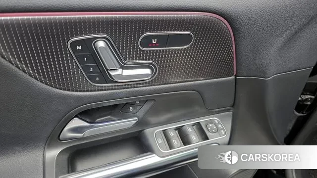 Mercedes-Benz GLA - Class H247 2021 Черный из Кореи, фото 5