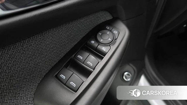 Chevrolet (GM Daewoo) The New Trail Blazer 2023 Белый из Кореи, фото 5