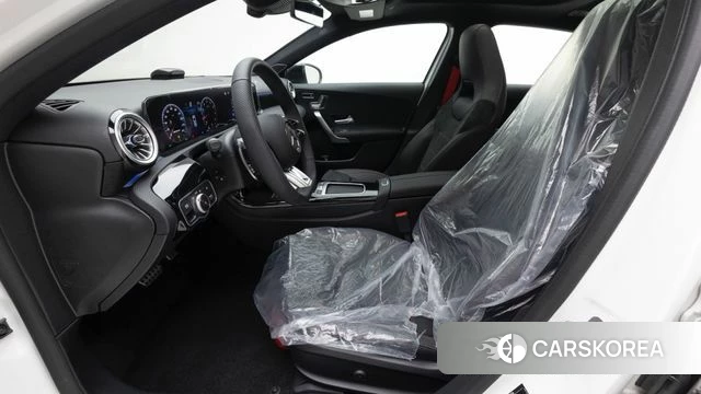 Mercedes-Benz A-Class W177 2025 Белый из Кореи, фото 5