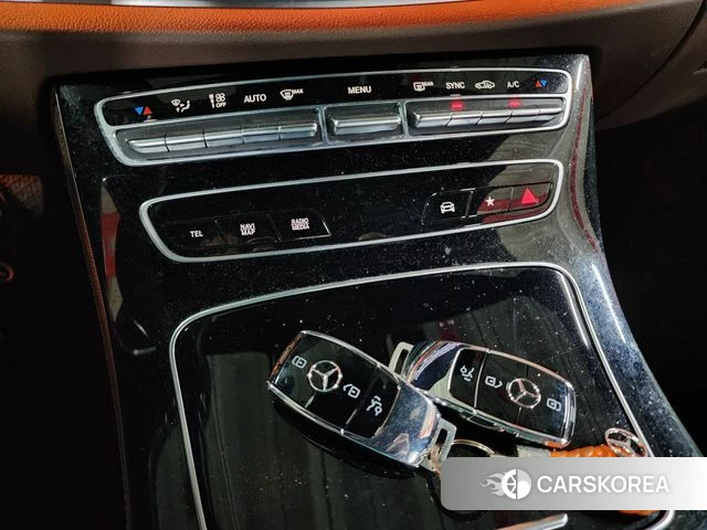 Mercedes-Benz E-Class W213 2021 Черный из Кореи, фото 5